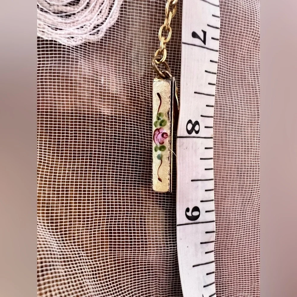 Gold Bar Pendant with Floral Accents